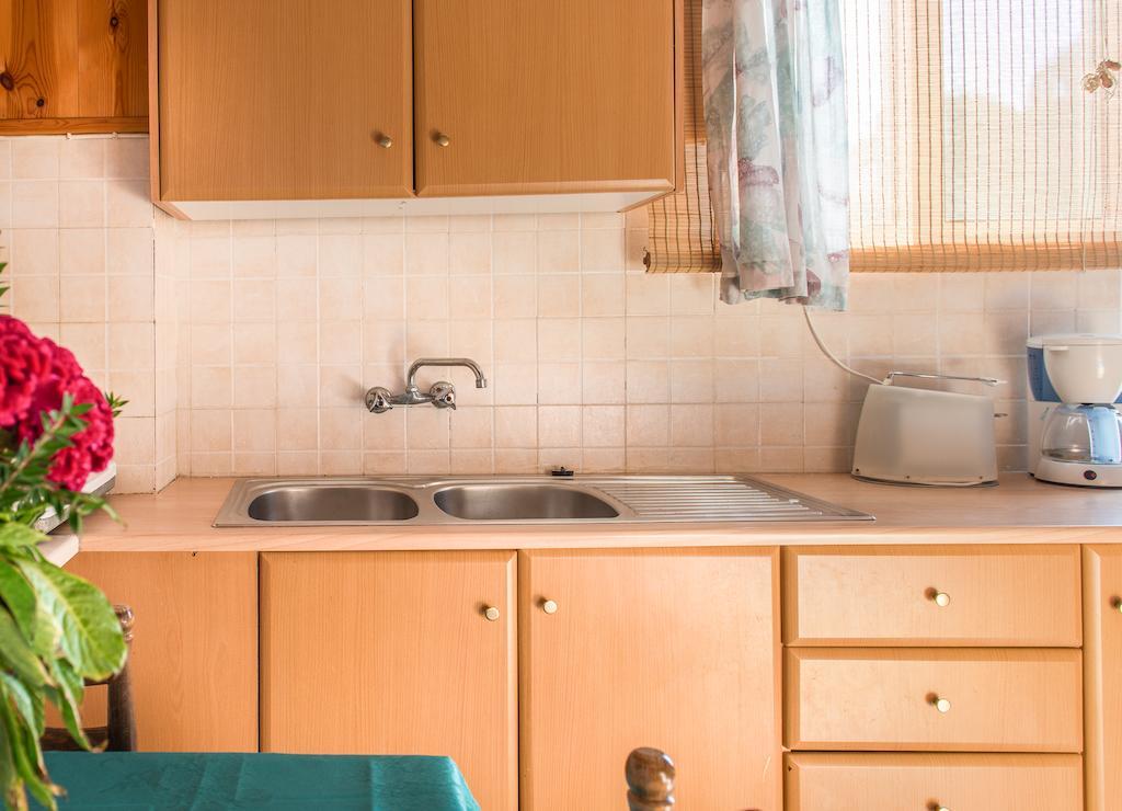 Pouliezos Apartment